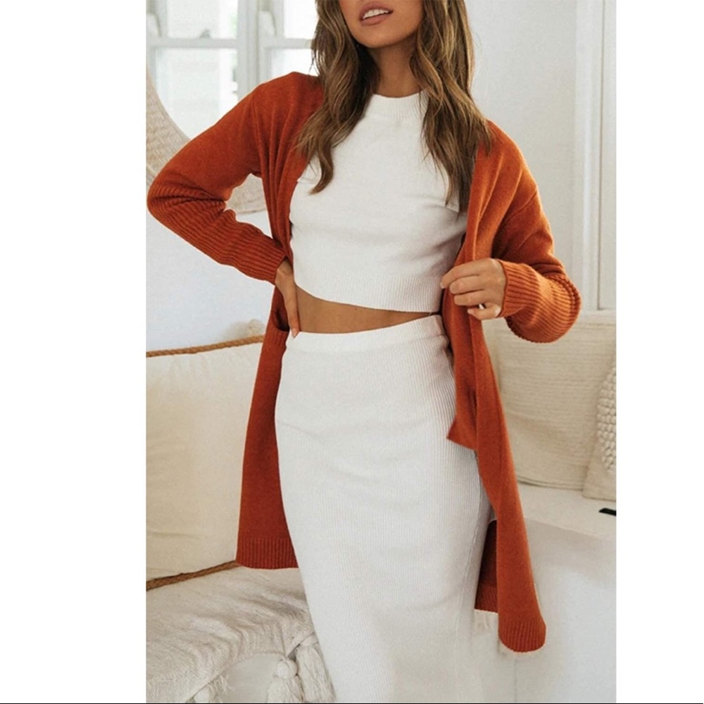 Open Front Draped Lightweight Knitted Cardigan - Picture 4 of 7